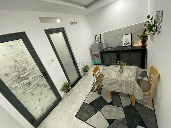 Hình ảnh Studio Balcony Thang Máy Hầm Xe Bảo Vệ Full Nội Thất Phan Đình Phùng