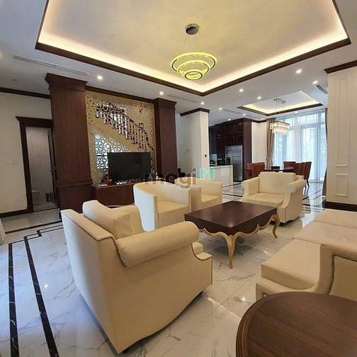 Hình ảnh Biệt thự VIP Vinhomes Golden River Quận 1 - 225m² - Hầm 4 lầu - 330 tỷ