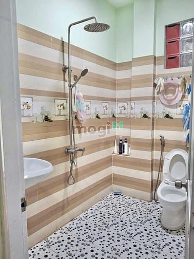 Hình ảnh Nhà 4x15 2 Lầu 3PN, Full Nội Thất, Đường 18B, Bình Tân