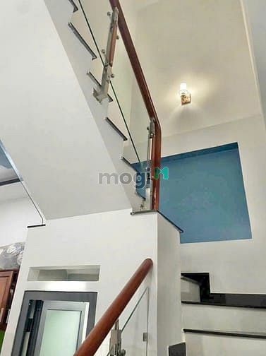 Hình ảnh Nhà Hẻm Lê Văn Quới, 4x10 1 Lầu 2PN 2WC, Hẻm 8M