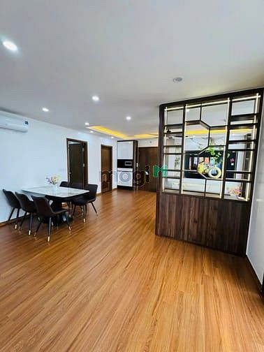 Hình ảnh Chính Chủ Gửi Bán Căn Hộ Bán Đảo Linh Đàm _Căn Góc _120m gồm 3 ngủ