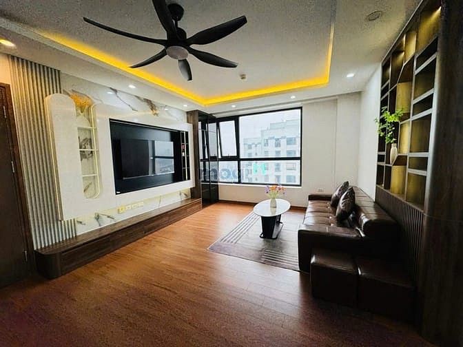 Hình ảnh Chính Chủ Gửi Bán Căn Hộ Bán Đảo Linh Đàm _Căn Góc _120m gồm 3 ngủ