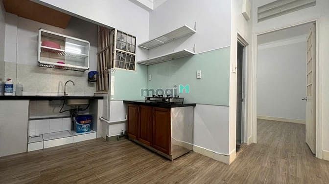Hình ảnh Cho thuê căn 68m2 có 2p ngủ, NTCB ở C/c Phan Xích Long giá 8tr5