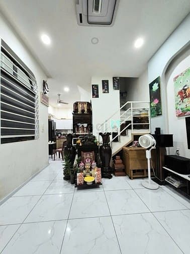 Hình ảnh Siêu phẩm căn góc 50m2 đường Tân Sơn nhì
