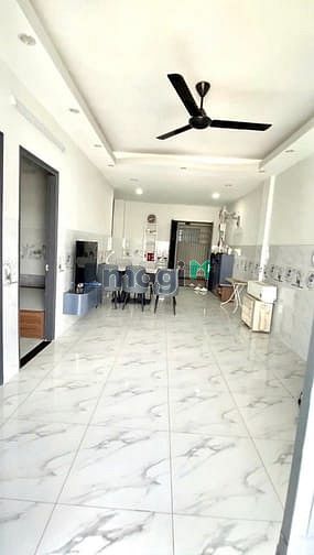 Hình ảnh Chung cư Lữ Gia, Quận 11: 75m2, 2p ngủ, máy lạnh, ban công, 10,5tr