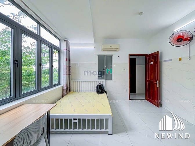 Hình ảnh Mới CHDV ful nội thất, ban công gần ĐH TĐT, RMIT, UFM, chợ Tân Quy Q7