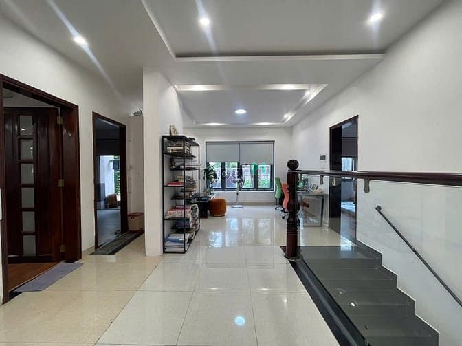 Hình ảnh Bán Biệt Thự 2 Tầng Đường 6D Phước Bình, DT Đất 351m2 Ngang 12m