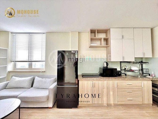 Hình ảnh Studio Balcony Thang Máy Hầm Xe Full Nội Thất Ngay Khu Phố Nhật