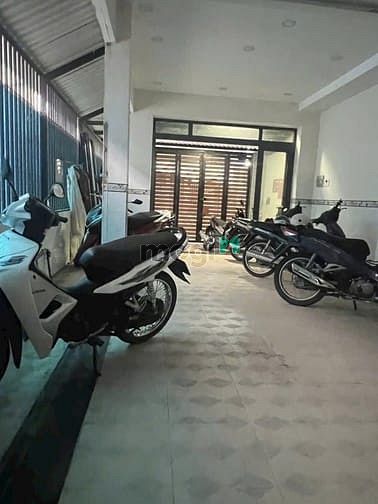 Hình ảnh sẵn dòng tiền 35tr/tháng – tòa chdv 5 tầng 14 phòng – sát vách cvpm qu