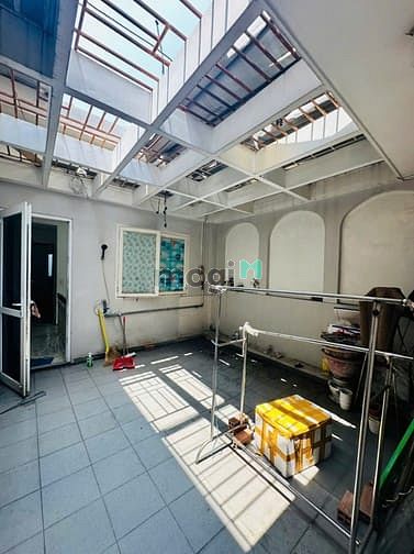Hình ảnh cho thuê nhà NC MT Ba Vân,P14,TB. dt 4x20. đúc 3 Lâu, 5pn,4wc