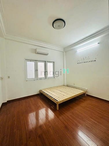 Hình ảnh cho thuê nhà NC MT Ba Vân,P14,TB. dt 4x20. đúc 3 Lâu, 5pn,4wc