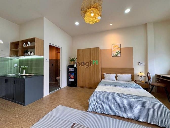 Hình ảnh Cho thuê Studio Balcony 40m2 Full NT mới ngay mặt tiền Phú Nhuận