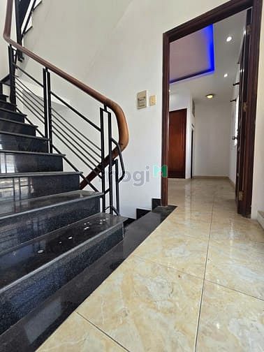 Hình ảnh Cho thuê nhà GÓC Phan Sào nam-Tân Bình.Dt 4x14- Đúc 3 Lầu-St