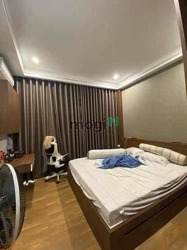 Hình ảnh Siêu phẩm Việt Hưng, ngõ thông, ô tô đỗ trong nhà, full nội thất cao c