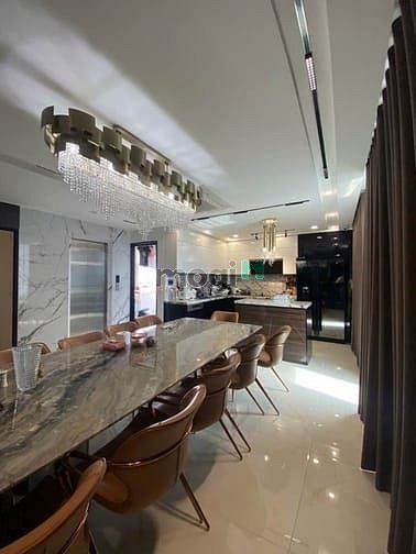 Hình ảnh Siêu phẩm Việt Hưng, ngõ thông, ô tô đỗ trong nhà, full nội thất cao c