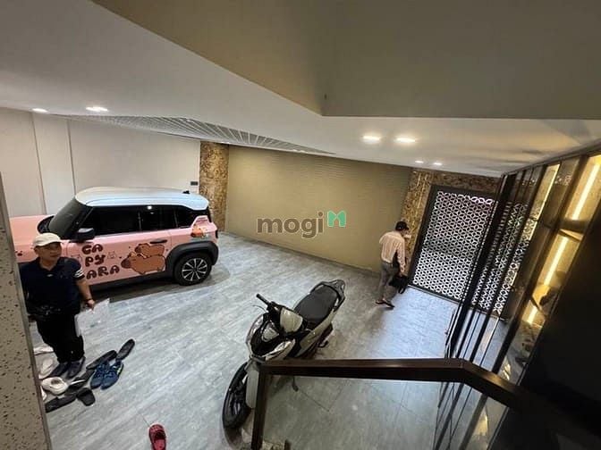 Hình ảnh Siêu phẩm Việt Hưng, ngõ thông, ô tô đỗ trong nhà, full nội thất cao c