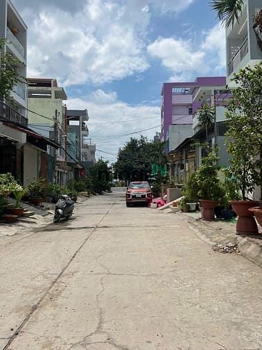 Hình ảnh Cho thuê 13 triệu, đường Bùi tư toàn, An lạc, Bình tân