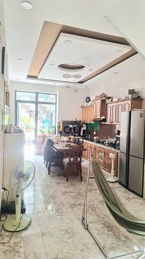 Hình ảnh Bán Nhà 1 Trệt 2 Lầu Đường 3 Phước Bình Quận 9