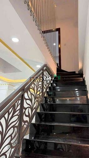 Hình ảnh Mặt tiền Bình Phú 1 Q6, 74m2, 4 tầng đúc, 4PN 5WC, kinh doanh, dòng ti