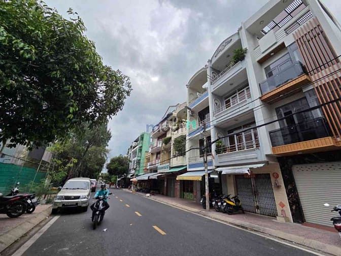 Hình ảnh Mặt tiền Bình Phú 1 Q6, 74m2, 4 tầng đúc, 4PN 5WC, kinh doanh, dòng ti