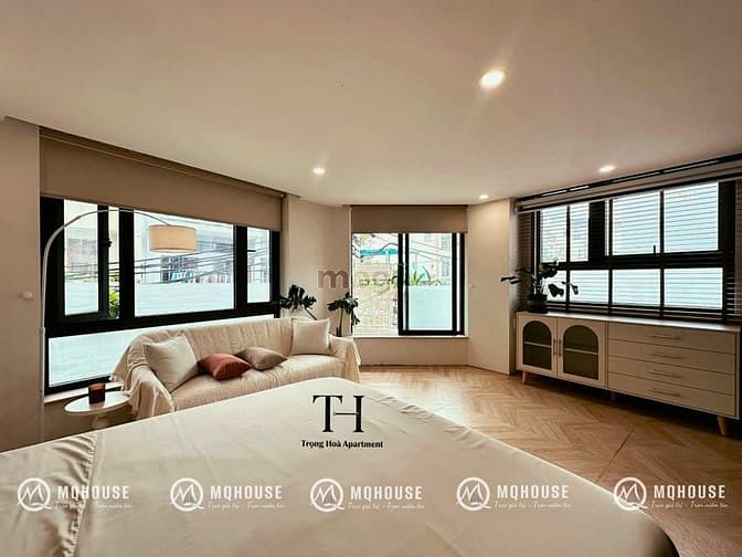 Hình ảnh Căn Hộ 1PN Có Gu Tone Gỗ Sáng Đẹp Như Studio Chụp Hình Gần Chợ Bà Chiể