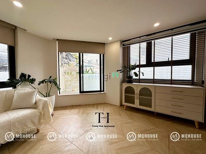 Hình ảnh Căn Hộ 1PN Có Gu Tone Gỗ Sáng Đẹp Như Studio Chụp Hình Gần Chợ Bà Chiể