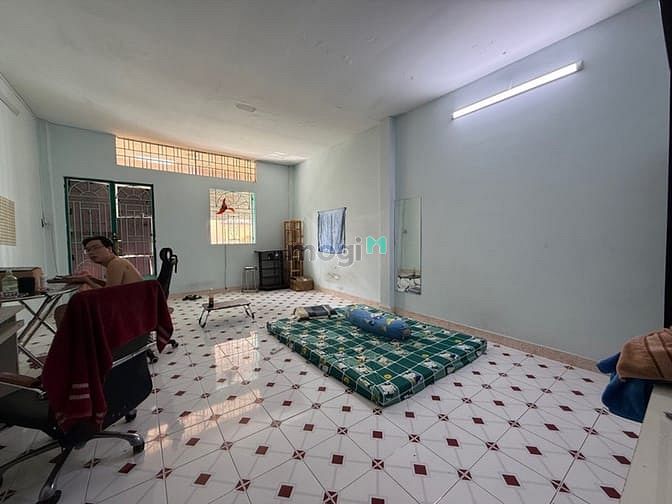 Hình ảnh Bán nhà sát mặt tiền CMT8 - 3 tầng nở hậu - 48m2 - 9x tỷ