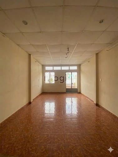 Hình ảnh Bán nhà Mặt Tiền Kinh 10M Sầm Uất Đường Lê Thúc Hoạch