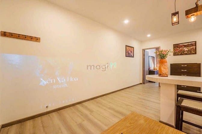Hình ảnh 🎉 Căn Hộ 1Pn Sân Vườn 50M2 Tone Vàng Ấm Cực Gu Ngay Cầu Thị Nghè
