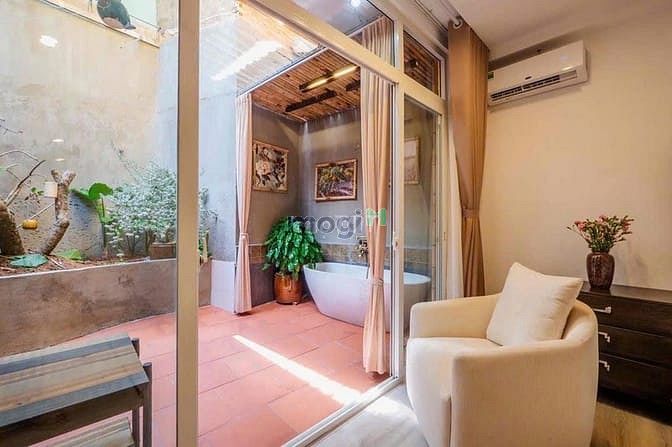 Hình ảnh 🎉 Căn Hộ 1Pn Sân Vườn 50M2 Tone Vàng Ấm Cực Gu Ngay Cầu Thị Nghè