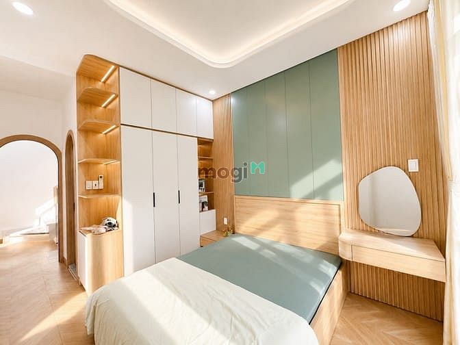 Hình ảnh Nhà Võ Văn Tần Quận 3, 27m2 nở hậu, 3 tầng sân thượng, tặng nội thất