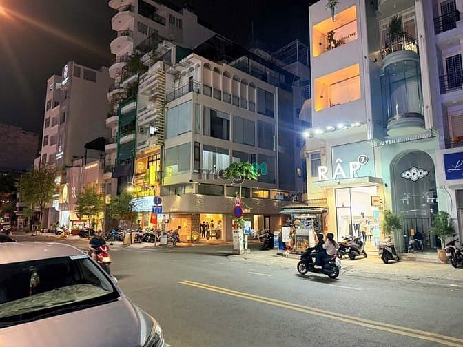 Hình ảnh Nhà Võ Văn Tần Quận 3, 27m2 nở hậu, 3 tầng sân thượng, tặng nội thất