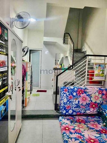 Hình ảnh Bán nhà hẻm xe tải CMT8 - 40m2 - giáp Q10 cv Lê Thị Riêng - 7x tỷ