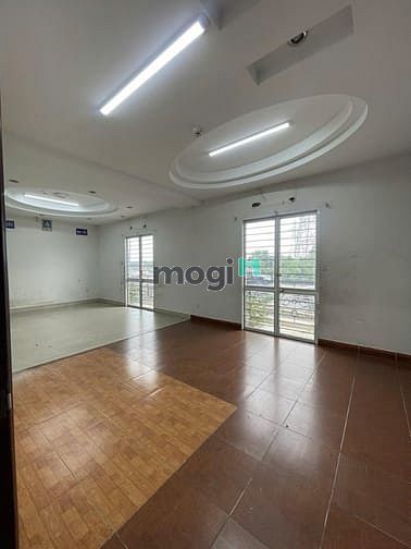 Hình ảnh Cho thuê toà nhà 5 tầng Bùi Hữu Nghĩa phù hợp kinh doanh đa ngành nghề