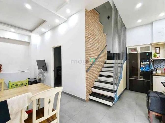 Hình ảnh 🏡 Giá tốt hiếm có.  Bán nhà Lê Quang Định – DT 60m2 - Giá chỉ 5,9 tỷ
