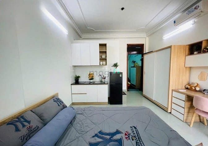 Hình ảnh Phòng trọ ban công ngay trung tâm CMT8, gần ĐH Huflit, ĐH Văn Hiến