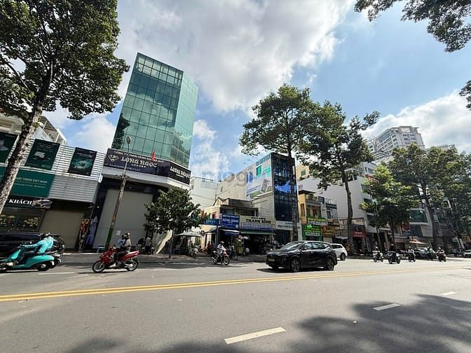 Hình ảnh Cho thuê toà nhà GÓC 2MT 342-344 An Dương Vương - Ngang 9m, 7 tầng