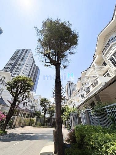 Hình ảnh Cần b á n g ấ p Biệt Thự Khu Saigon Pearl 1000m2 chỉ 300 tỷ