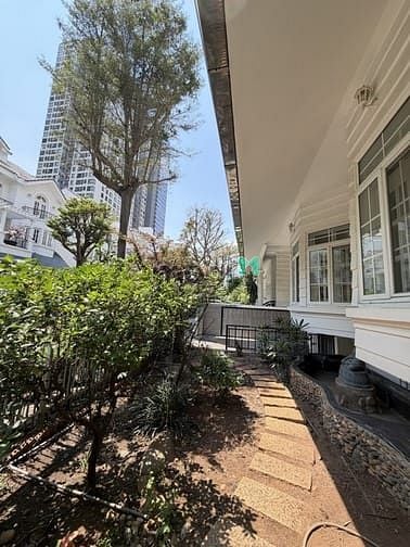 Hình ảnh Cần b á n g ấ p Biệt Thự Khu Saigon Pearl 1000m2 chỉ 300 tỷ