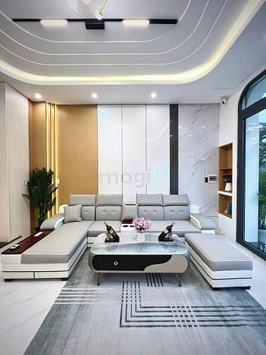 Hình ảnh Nhà 1 trệt 2 lầu diện tích sử dụng 200 m2 ở thành phố thủ dầu một