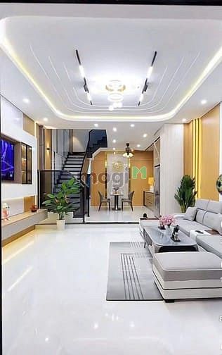 Hình ảnh Nhà 1 trệt 2 lầu diện tích sử dụng 200 m2 ở thành phố thủ dầu một