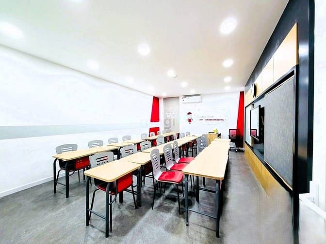 Hình ảnh Bán tòa nhà hơn 1000m2 sàn góc 2 mặt tiền khu dân cư D2D giá 30 tỷ