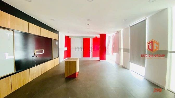 Hình ảnh Bán tòa nhà hơn 1000m2 sàn góc 2 mặt tiền khu dân cư D2D giá 30 tỷ