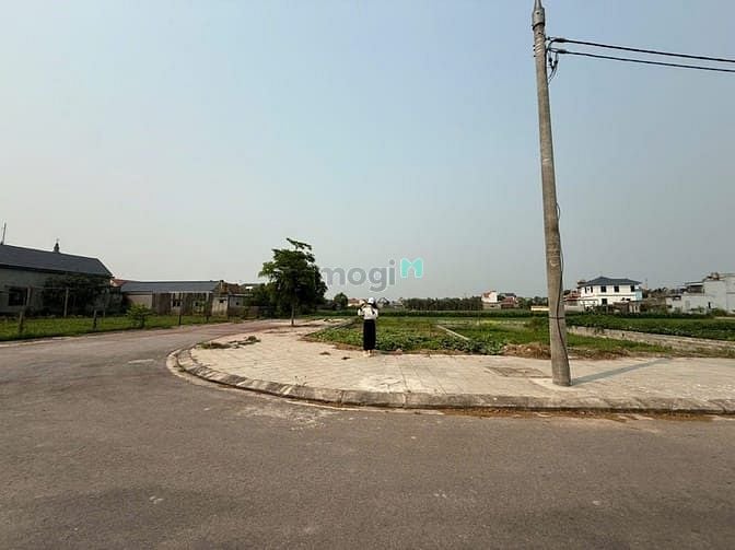 Hình ảnh Bán Lô Góc 84m2_2,0 tỷ, Cạnh khu Nghỉ Dưỡng và Sát Khu Công Nghiệp