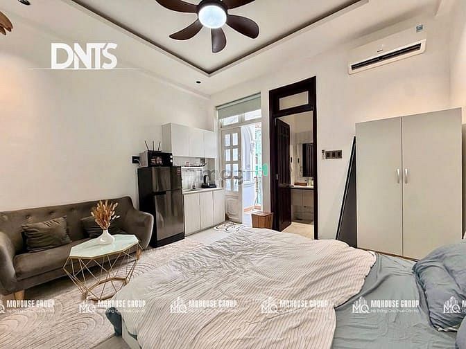 Hình ảnh Studio Balcony Thang Máy Hầm Xe Full Nội Thất Ngay Trần Quang Khải