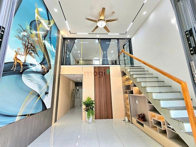 Hình ảnh Nhà đẹp full nội thất - hẻm ô tô Phan Văn Hớn, Quận 12, sổ hồng riêng