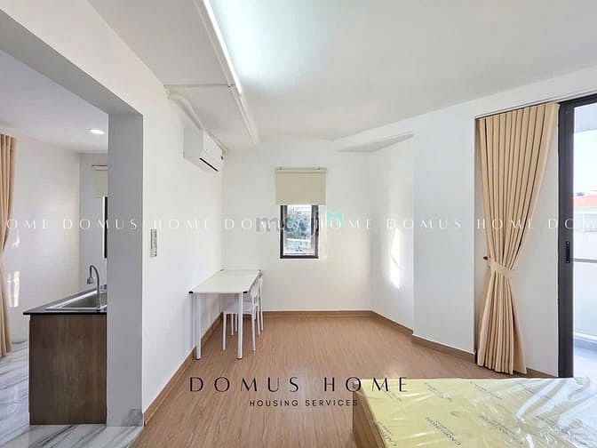 Hình ảnh Cho Thuê CHDV 1 phòng ngủ ban công mới xây Q7 full nội thất, gần lotte
