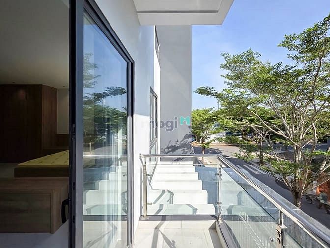 Hình ảnh Cho Thuê CHDV 1 phòng ngủ ban công mới xây Q7 full nội thất, gần lotte