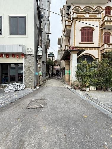 Hình ảnh Ngọc Thuỵ Long Biên – Ô Tô – 75 M2 – 2 Tầng – MT 4.2 M – Giá 12.4 Tỷ.