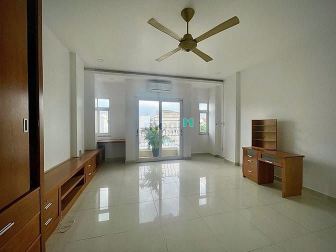 Hình ảnh Nhà đường Thái Ly, Q2 cực đẹp (5x18m), 1trệt lửng, 3 lầu 8PN. Giá 65tr